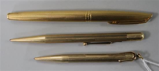A Waterman gold plated fountain pen with 18ct gold nib and 2 propelling pencils